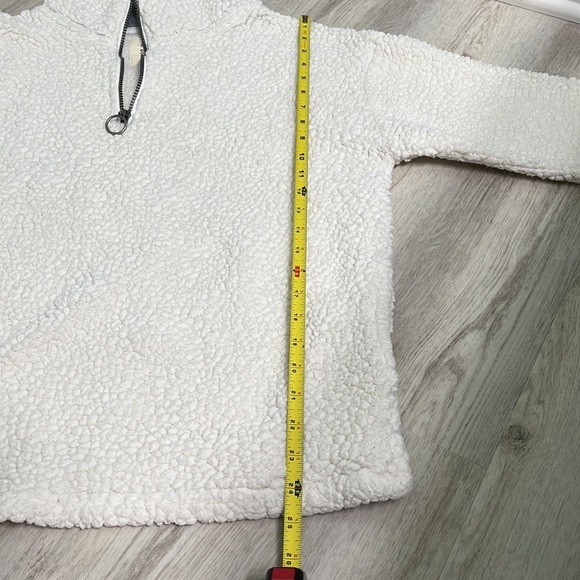 SO Faux Fur Sherpa - Picture 8 of 8